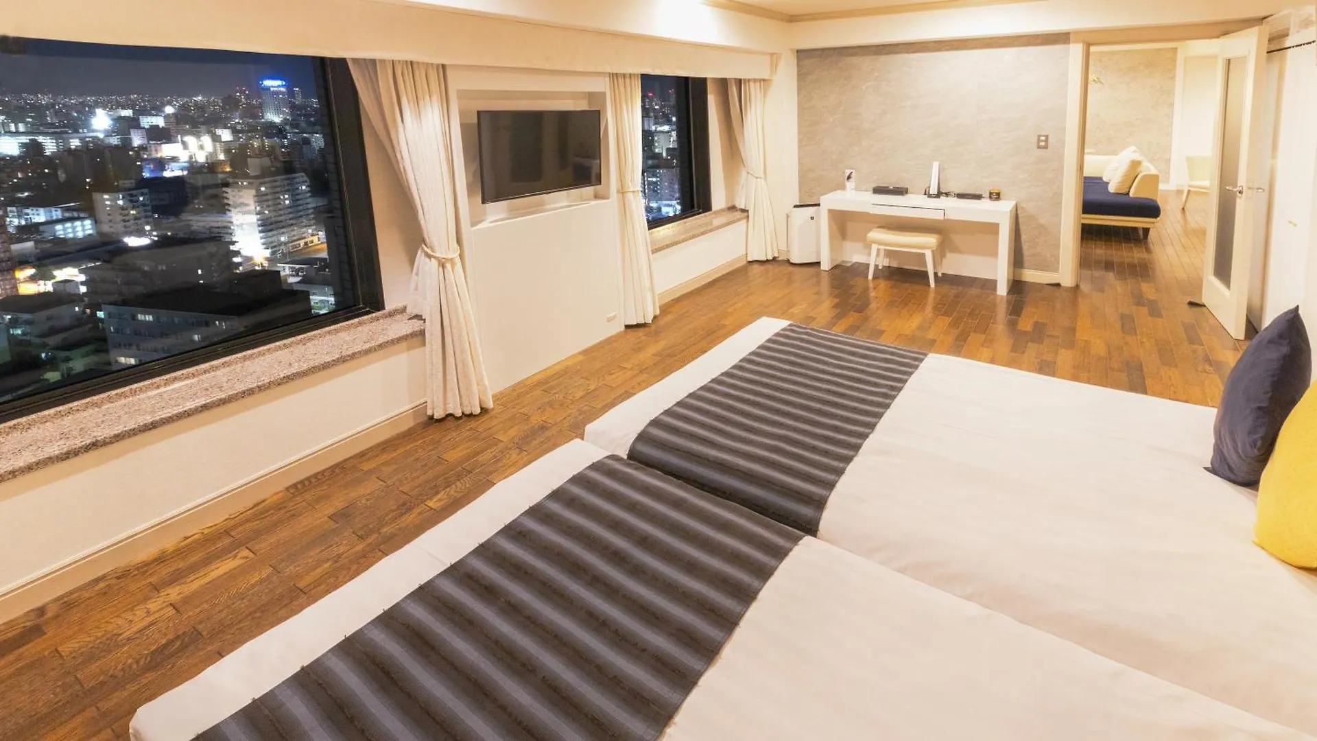 Premier Hotel Nakajima Park Sapporo 5*,  Japon