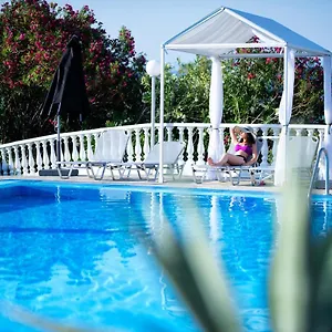 https://resort-bianco-olympico-beach.hotelschalkidiki.net