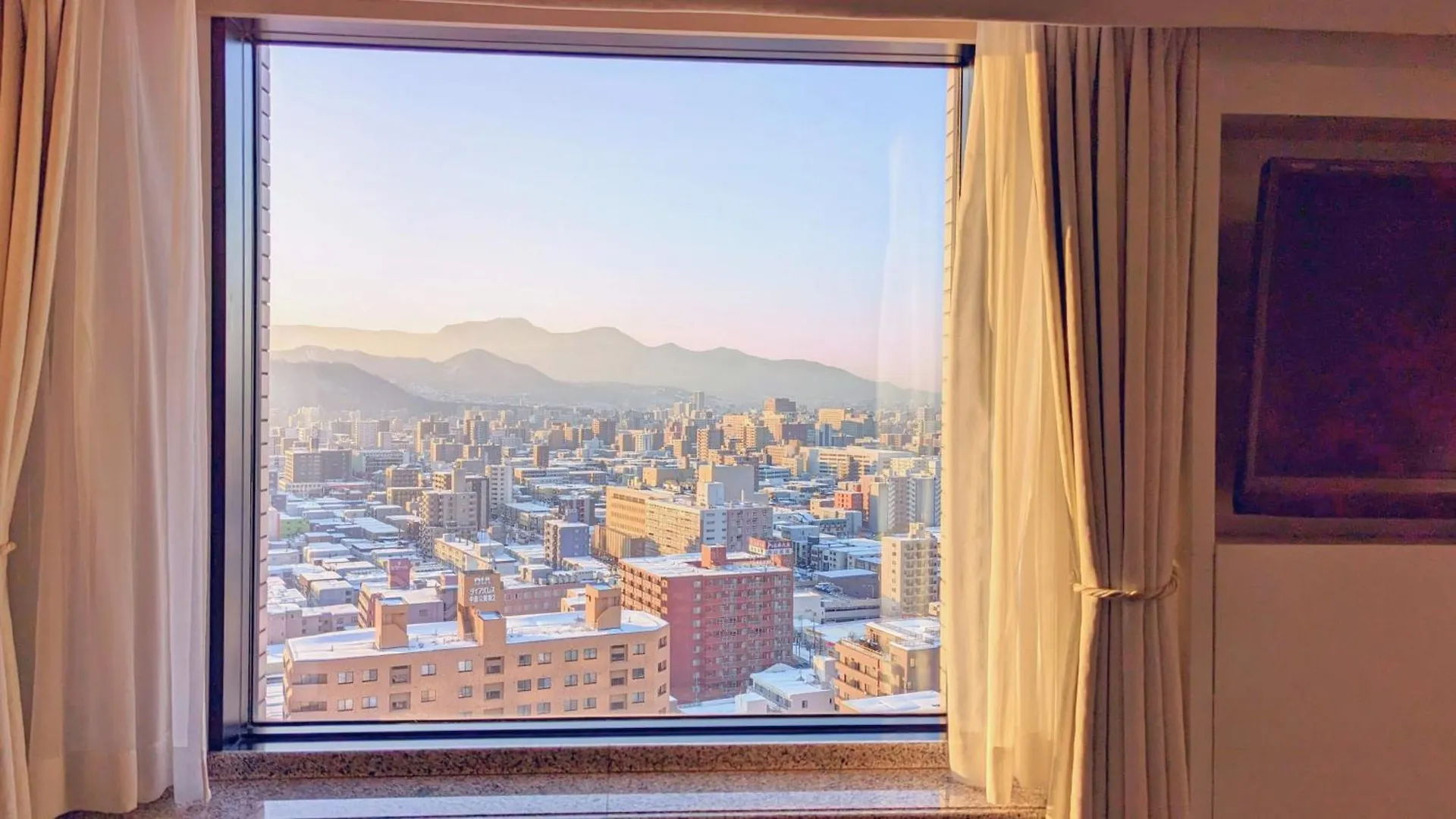 Premier Hotel Nakajima Park Sapporo 5*,  Japan